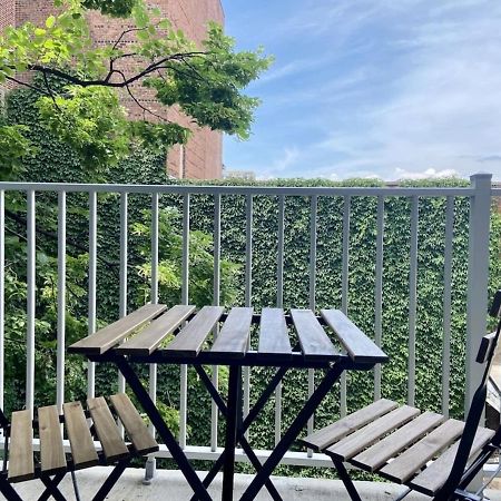 Appartement Condo Avec Terrasse Privee Dans Le Quartier Des Spectacles Montréal Exterior foto